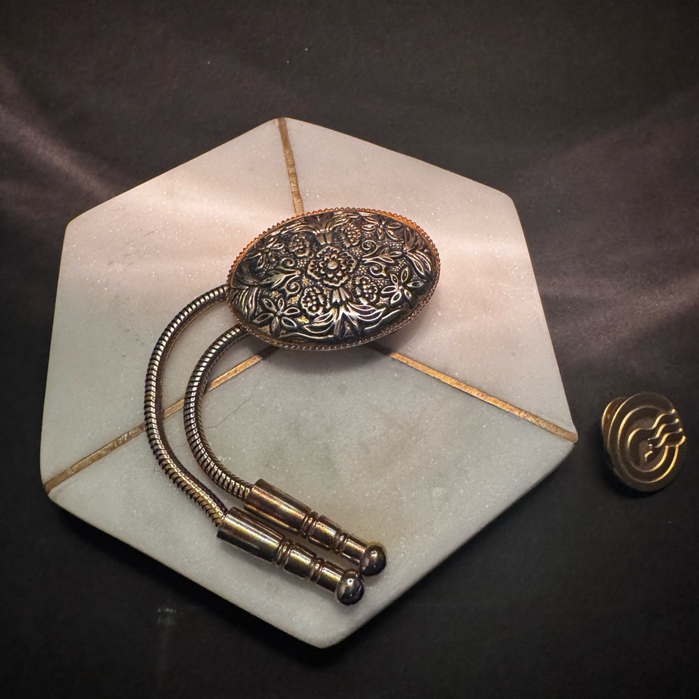 Vintage Floral Oval Brooch with Chain